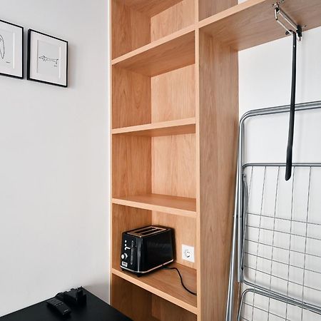 Lovely Studio Apartment In The Heart Of Riga Esterno foto
