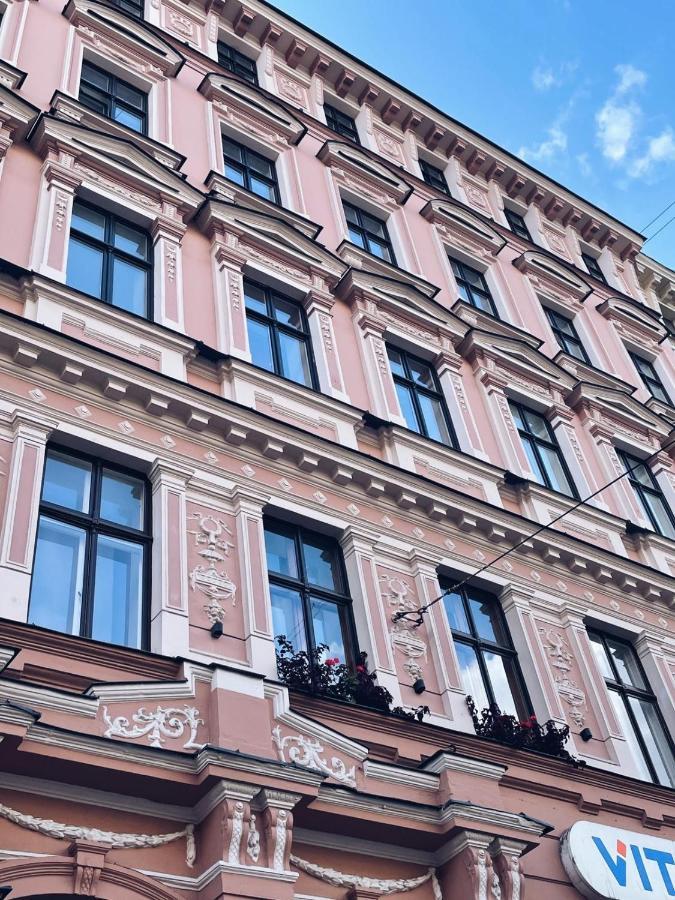 Lovely Studio Apartment In The Heart Of Riga Esterno foto